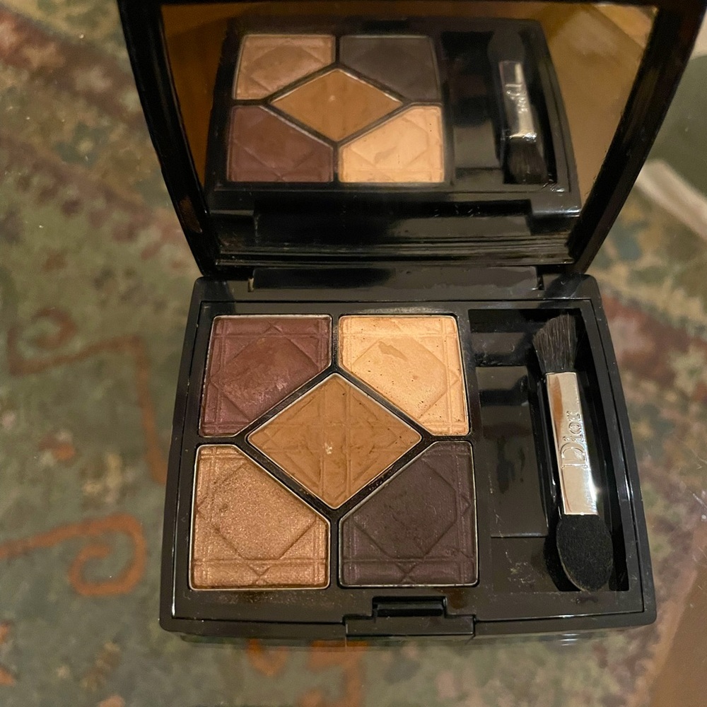 Dior 797 Feel shadow palette